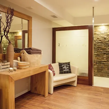 Hotel Na Skarpie -