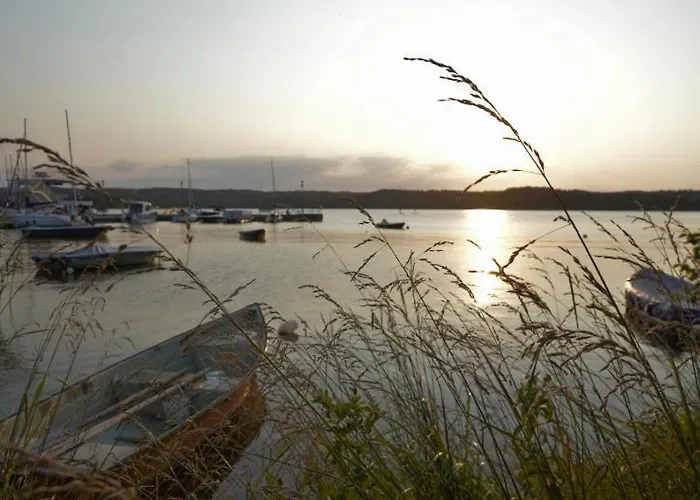 Na Skarpie - ホテル 3*